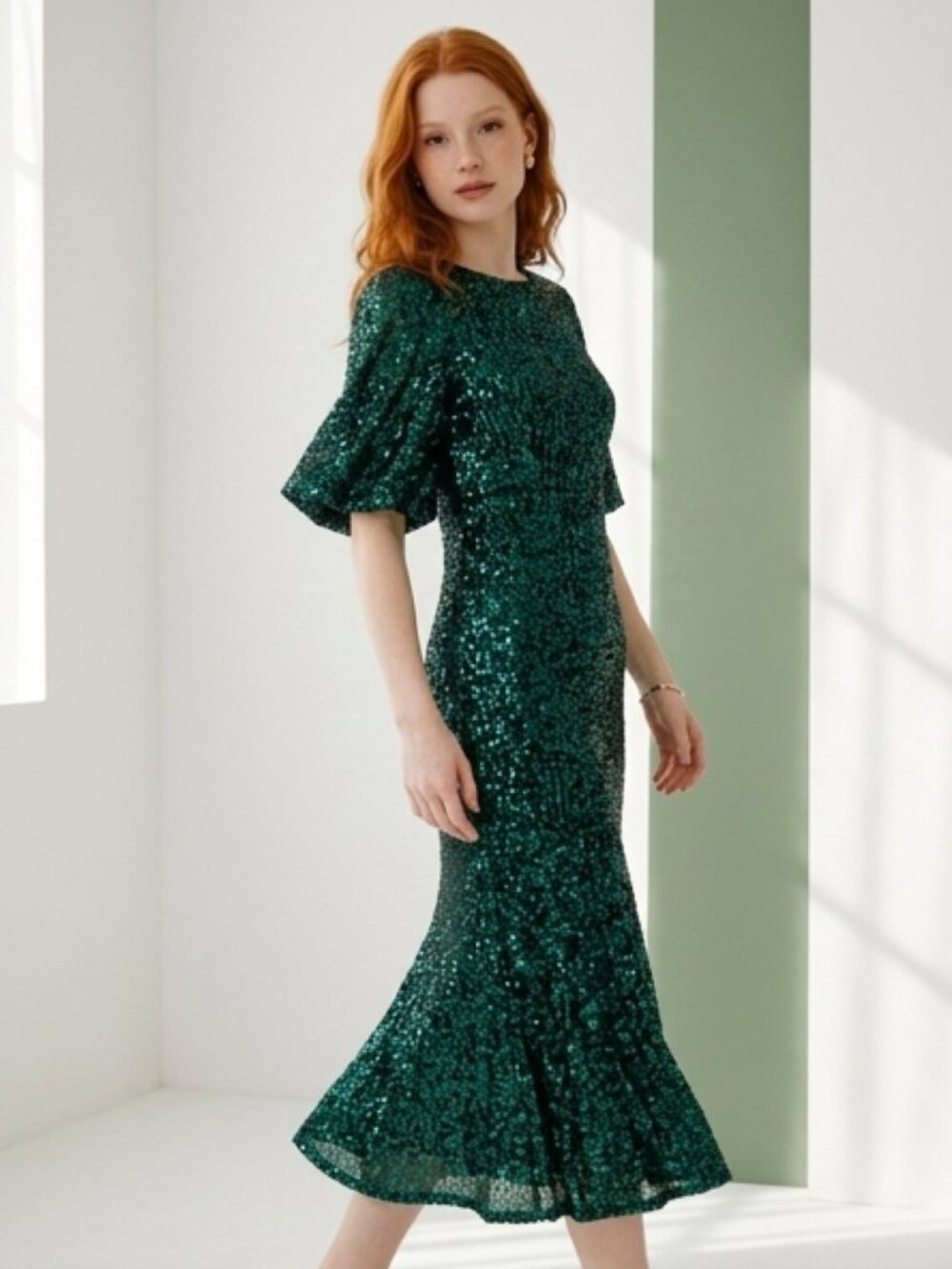 💚 Ador Emerald Green Sequin Velvet Top – Bell Sleeve